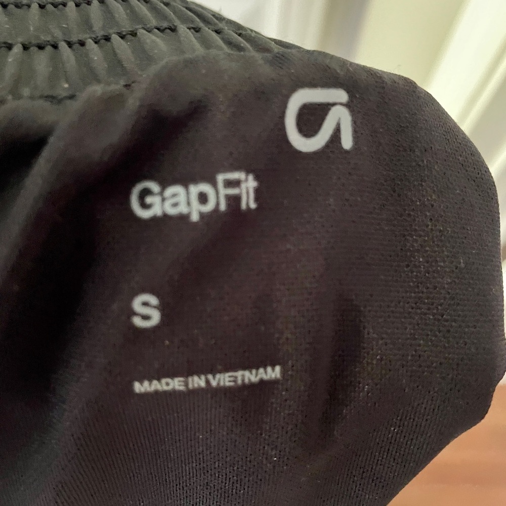 Gap running shorts with pockets.